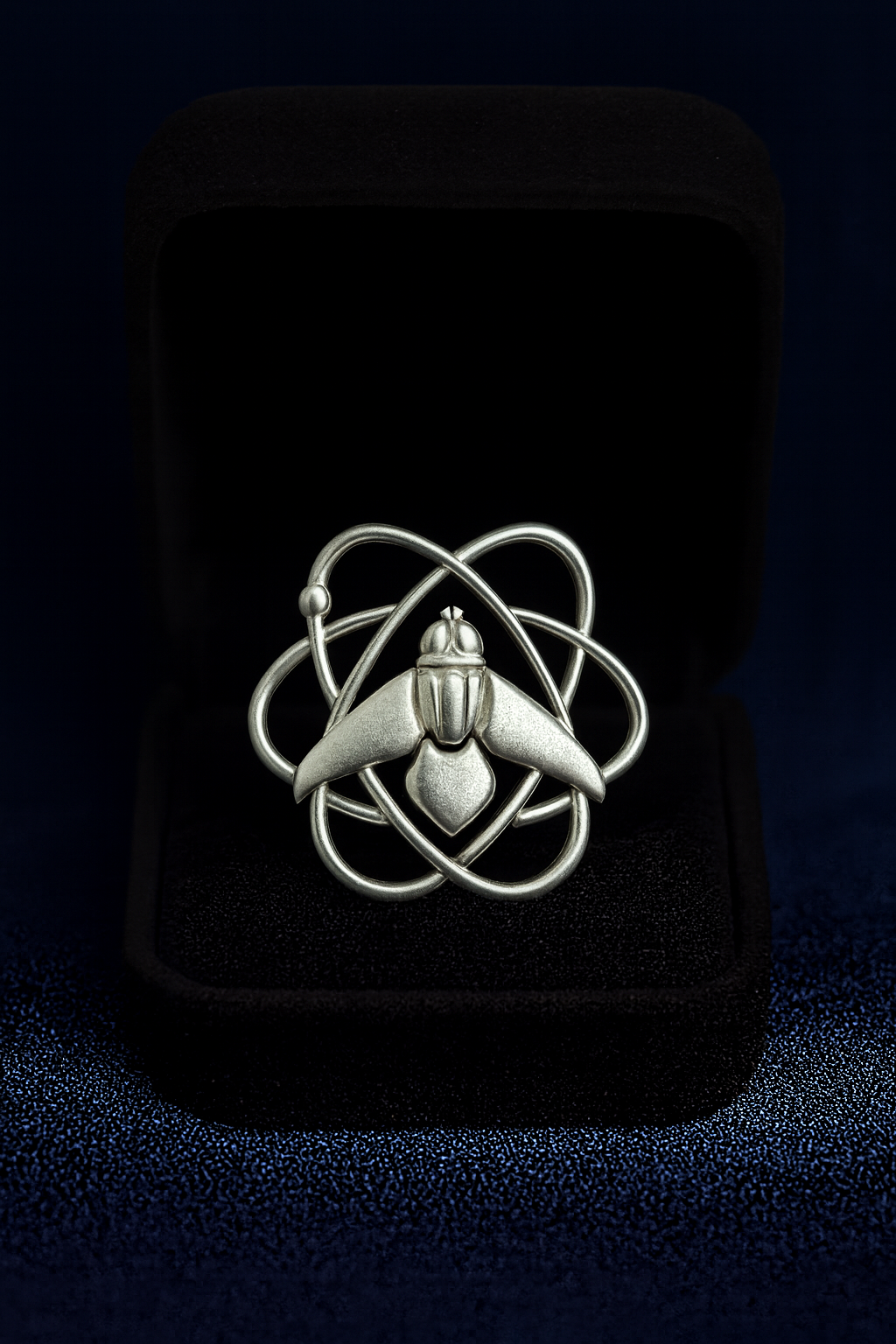 Pines de lujo para regalos empresariales