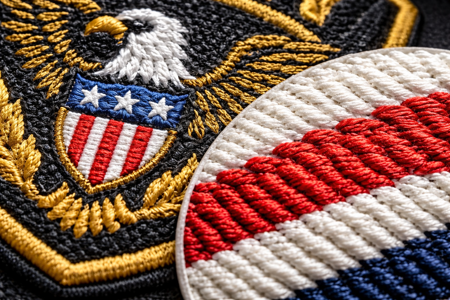 detalle de textura en parches bordados
