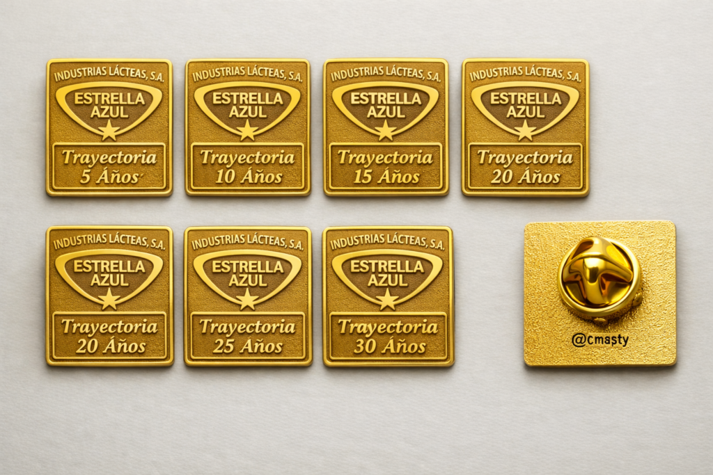 Fabricante de pines metálicos de lujo con estuche premium