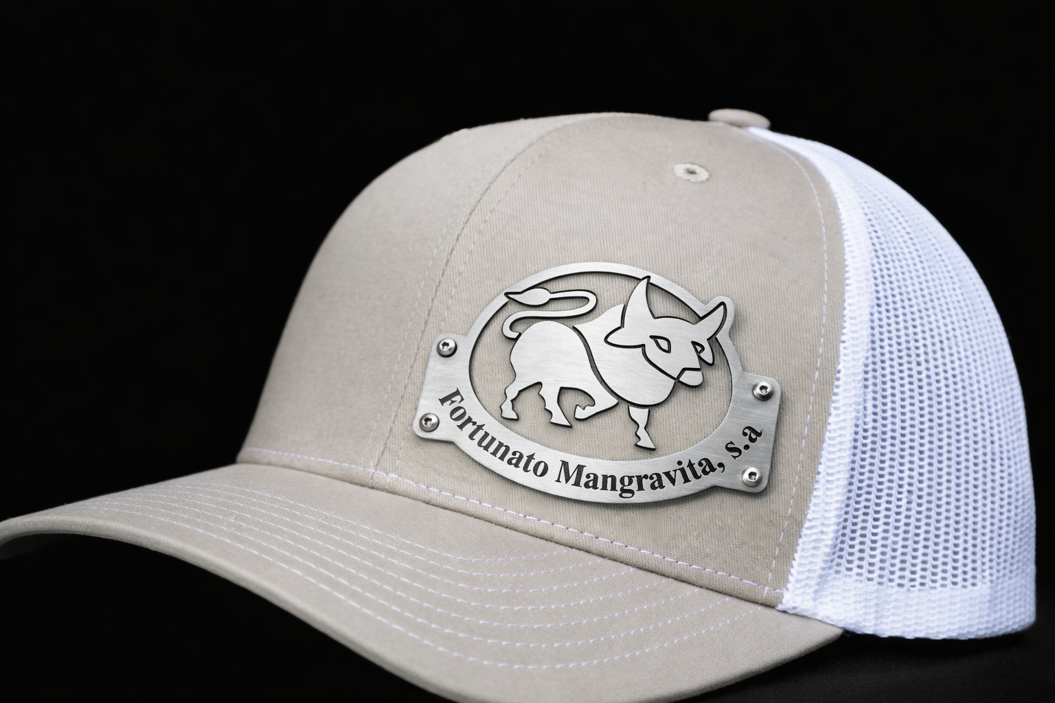 Gorras personalizadas empresas premium con promoción corporativa CMS Latam